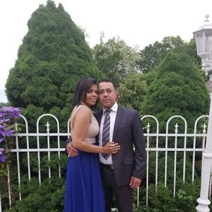 Meet your Posher, Dinora